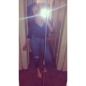 Meet your Posher, Kylie